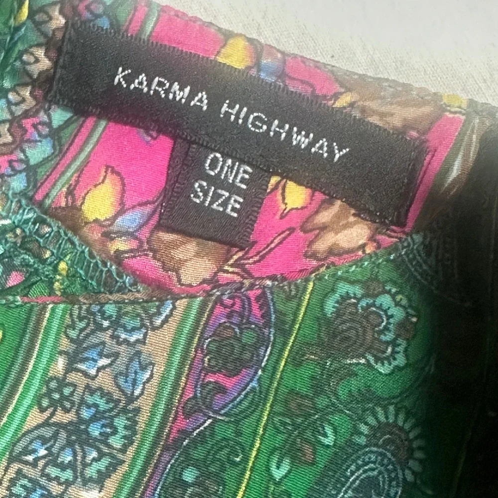 Karma Highway Women One Size Green Pink Paisley Viscose Smocked Waist Blouse Top